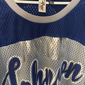 Jimmie Johnson tank size 2XL but fits like xl